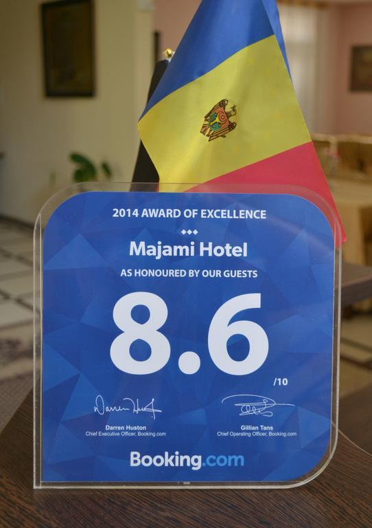 Majami Hotel Chisinau Luaran gambar