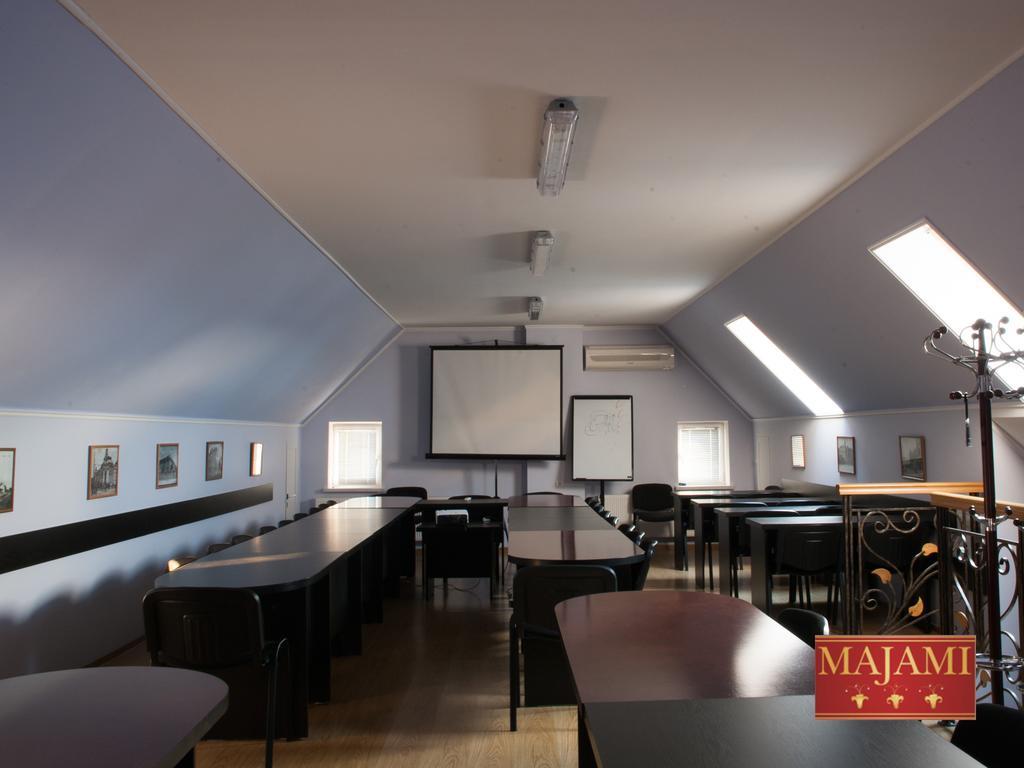 Majami Hotel Chisinau Luaran gambar