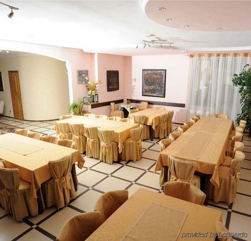 Majami Hotel Chisinau Luaran gambar