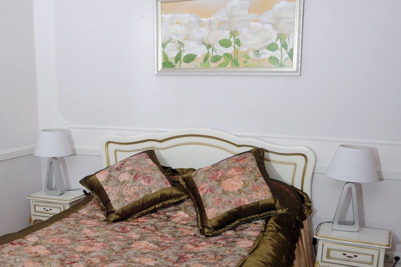 Majami Hotel Chisinau Luaran gambar